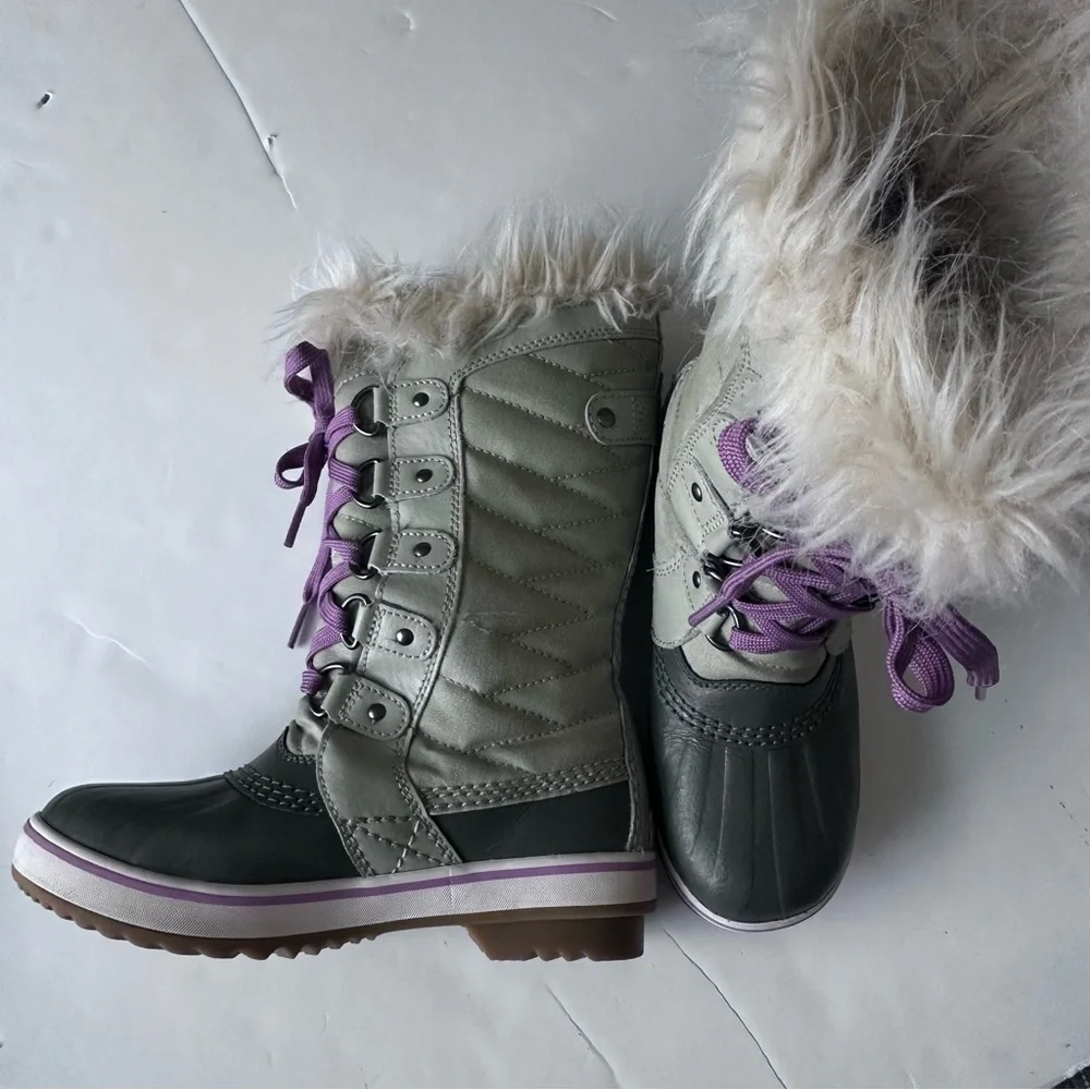 Sorel Tofino Pact Boots